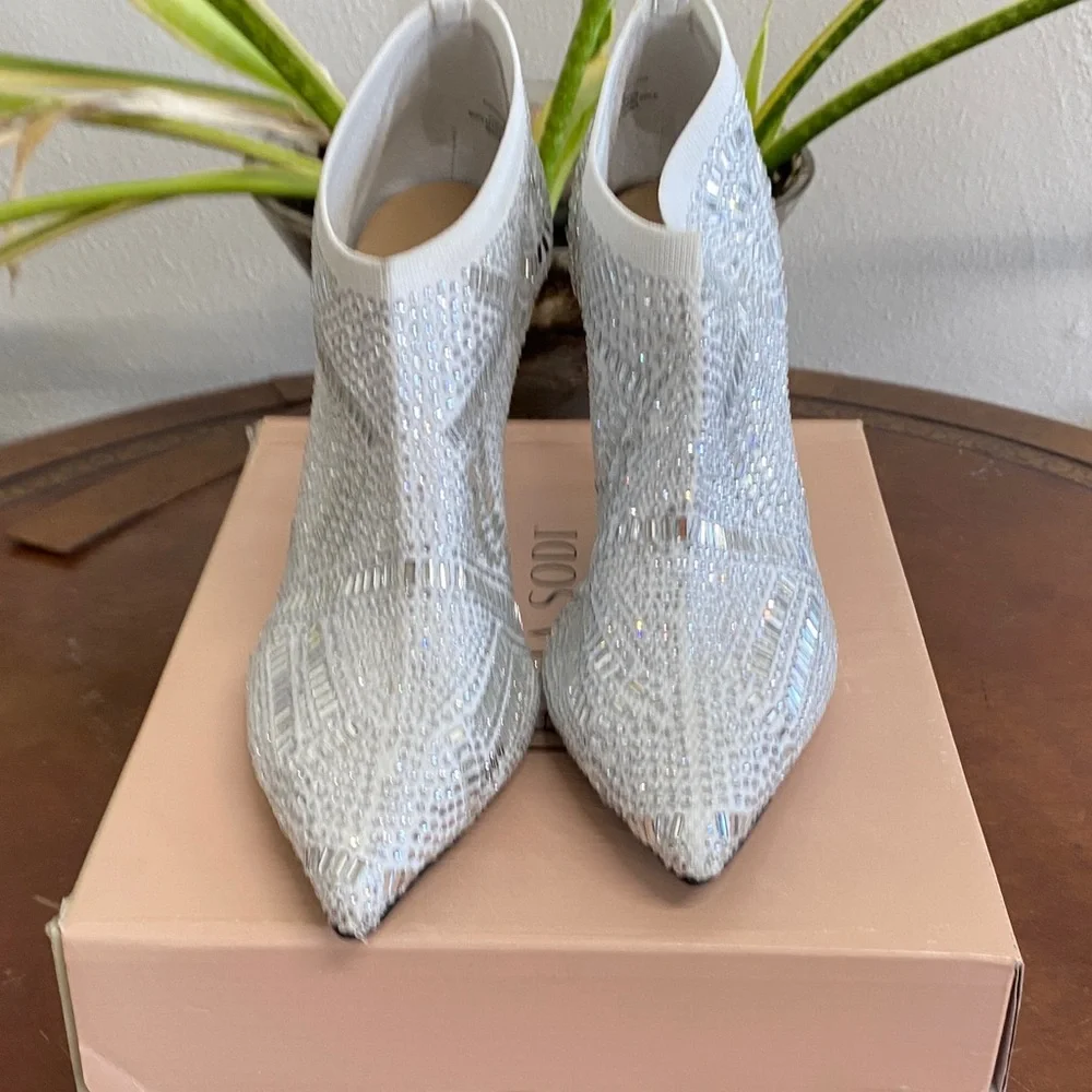 Thalia Sodi Karmen Elegant White Rhinestone Ankle Boots - Picture 3 of 5